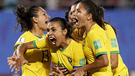 La Coupe du Monde Féminine de la FIFA 2019 : Un Moment Décisif pour Marta Vieira da Silva et le Football Féminin Brésilien